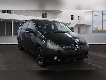 Used Mitsubishi Grandis 2004 for sale - 77410783: Photo