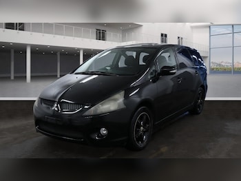 Used Mitsubishi Grandis 2004 for sale - 77410783: Photo
