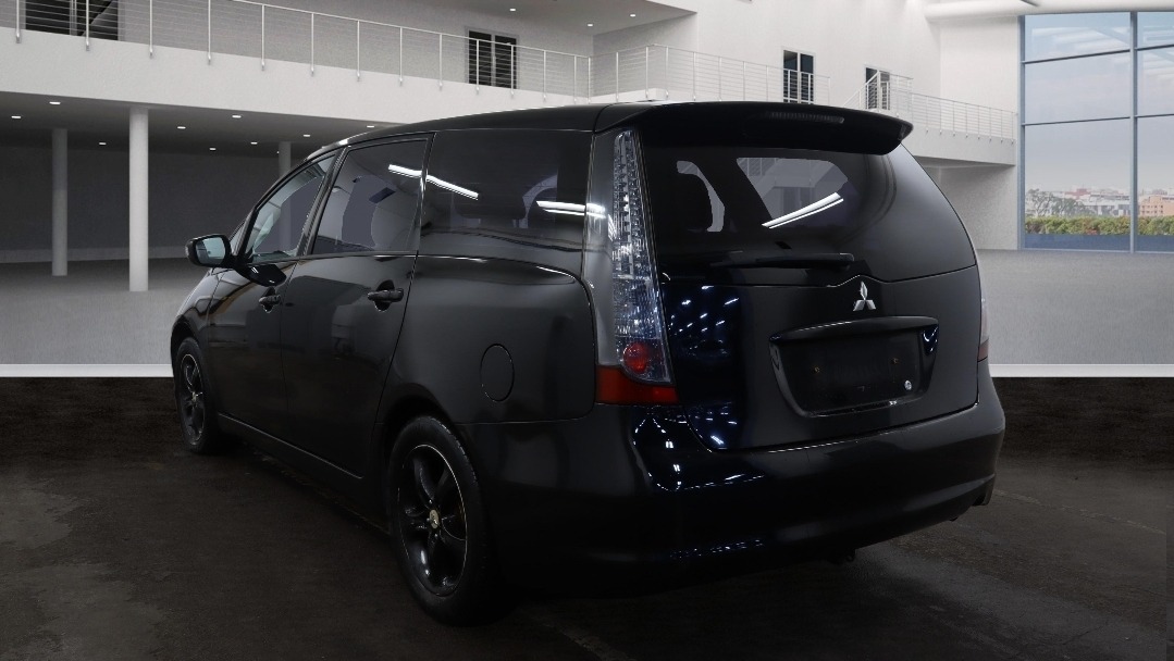 Used Mitsubishi Grandis 2004 for sale - 77410783: Photo 3