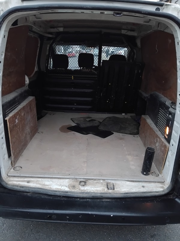 Used Peugeot Partner 2011 for sale - 76304597: Photo 12