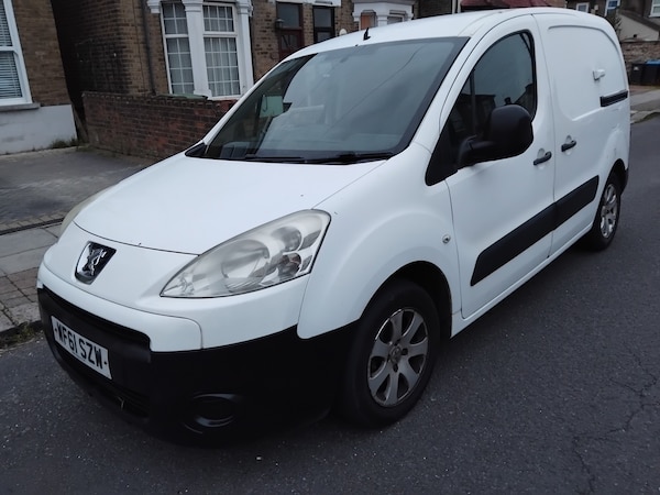 Used Peugeot Partner 2011 for sale - 76304597: Photo 1