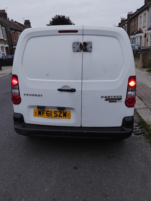 Used Peugeot Partner 2011 for sale - 76304597: Photo 4