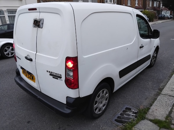 Used Peugeot Partner 2011 for sale - 76304597: Photo 6