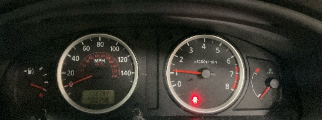 Used Nissan Almera 2004 for sale - 77310900: Photo 8