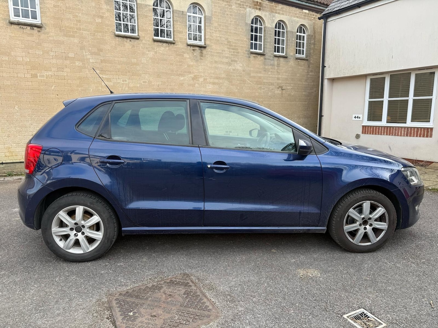 Used Volkswagen Polo 2013 for sale - 77034490: Photo 2