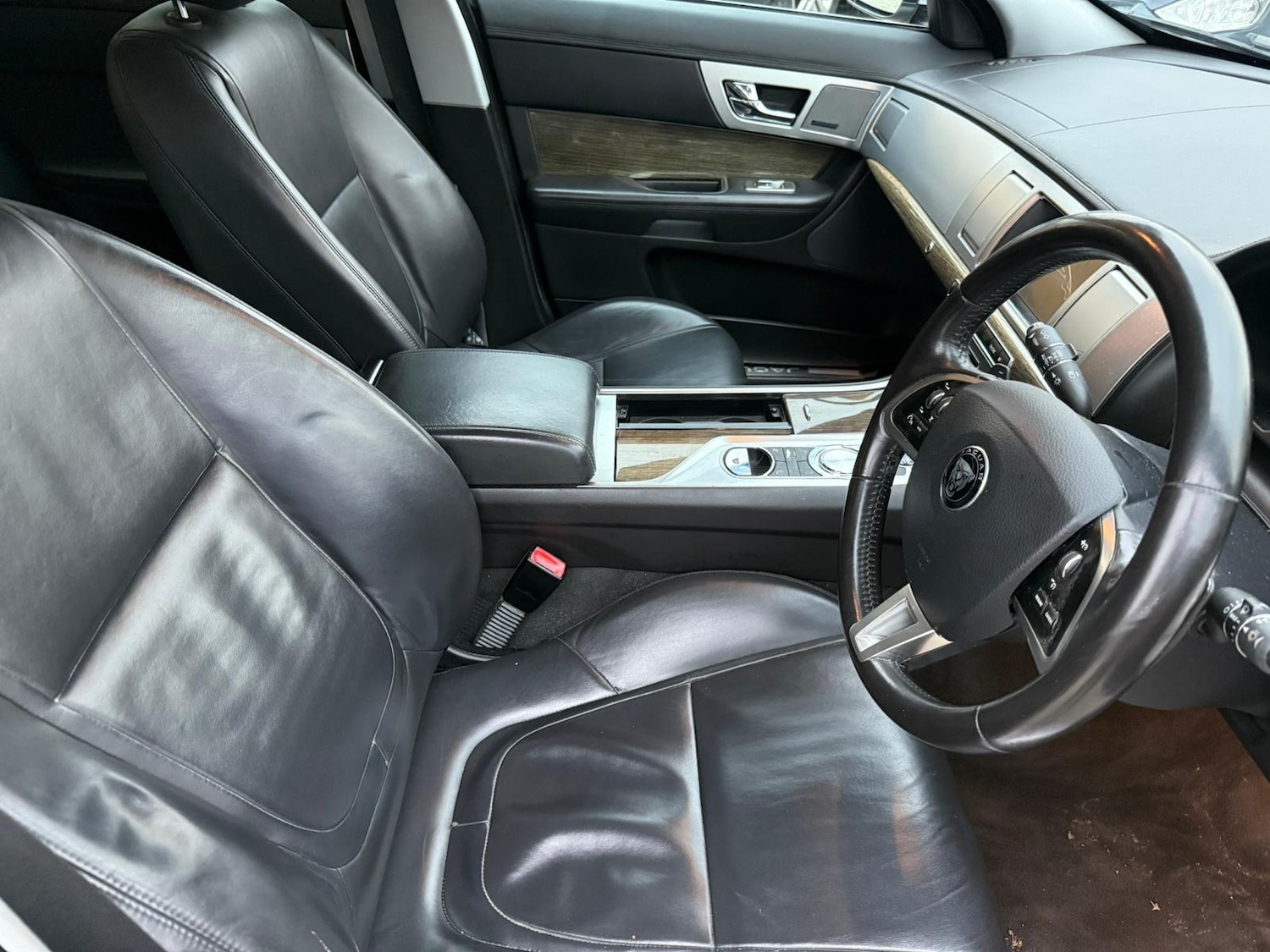 Used Jaguar XF 2014 for sale - 77065517: Photo 10