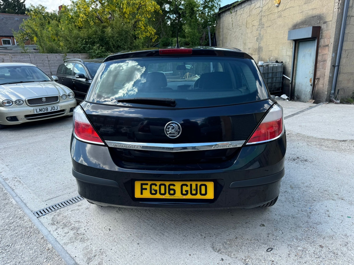 Vehicle 5