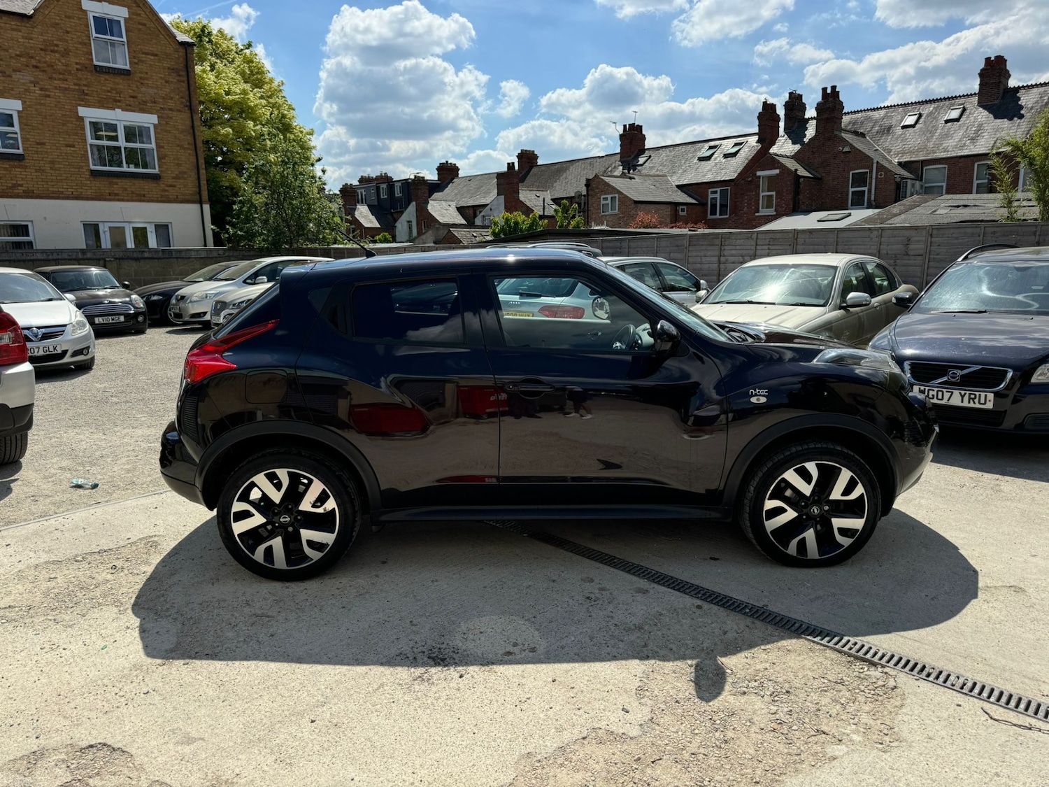 Used Nissan Juke 2014 for sale - 77065528: Photo 2