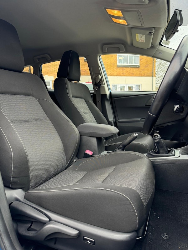 Used Toyota Auris 2014 for sale - 73136158: Photo 10