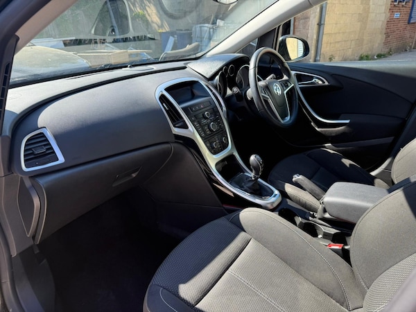 Used Vauxhall Astra 2014 for sale - 74639461: Photo 11
