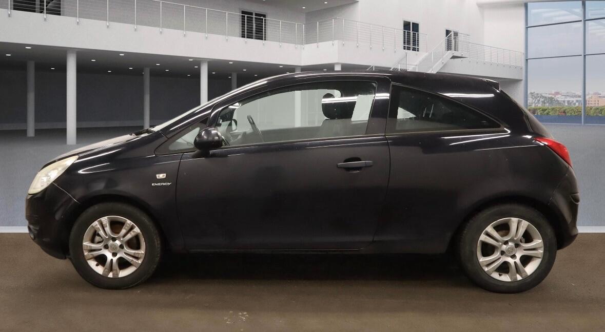 Used Vauxhall Corsa 2010 for sale - 76935973: Photo 3