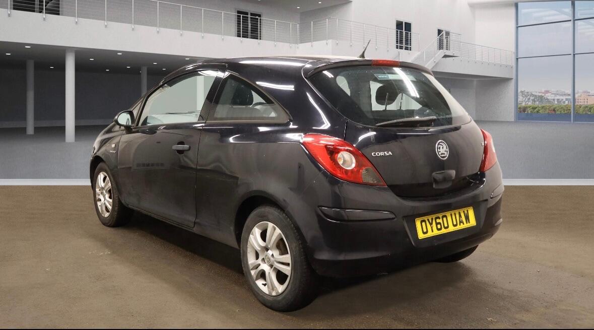 Used Vauxhall Corsa 2010 for sale - 76935973: Photo 4