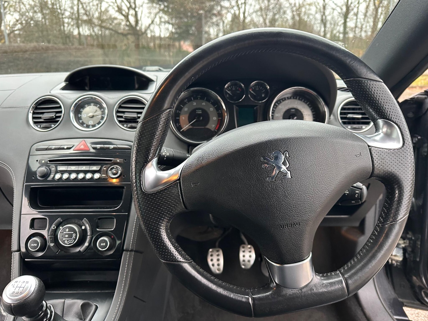 Used Peugeot RCZ 2012 for sale - 76942449: Photo 15