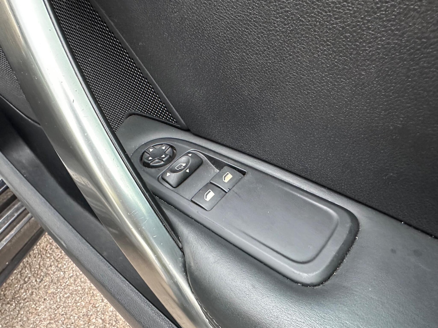 Used Peugeot RCZ 2012 for sale - 76942449: Photo 24