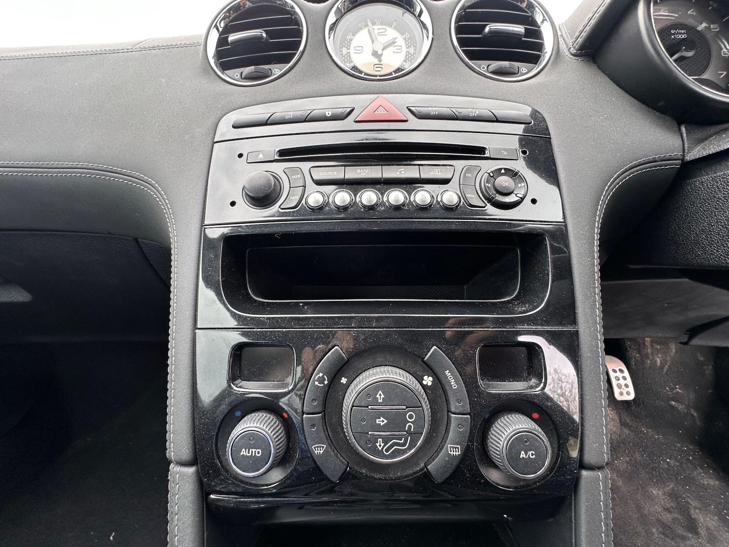 Used Peugeot RCZ 2012 for sale - 77564683: Photo 12