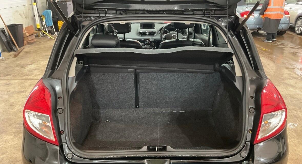 Used Renault Clio 2012 for sale - 77424952: Photo 11