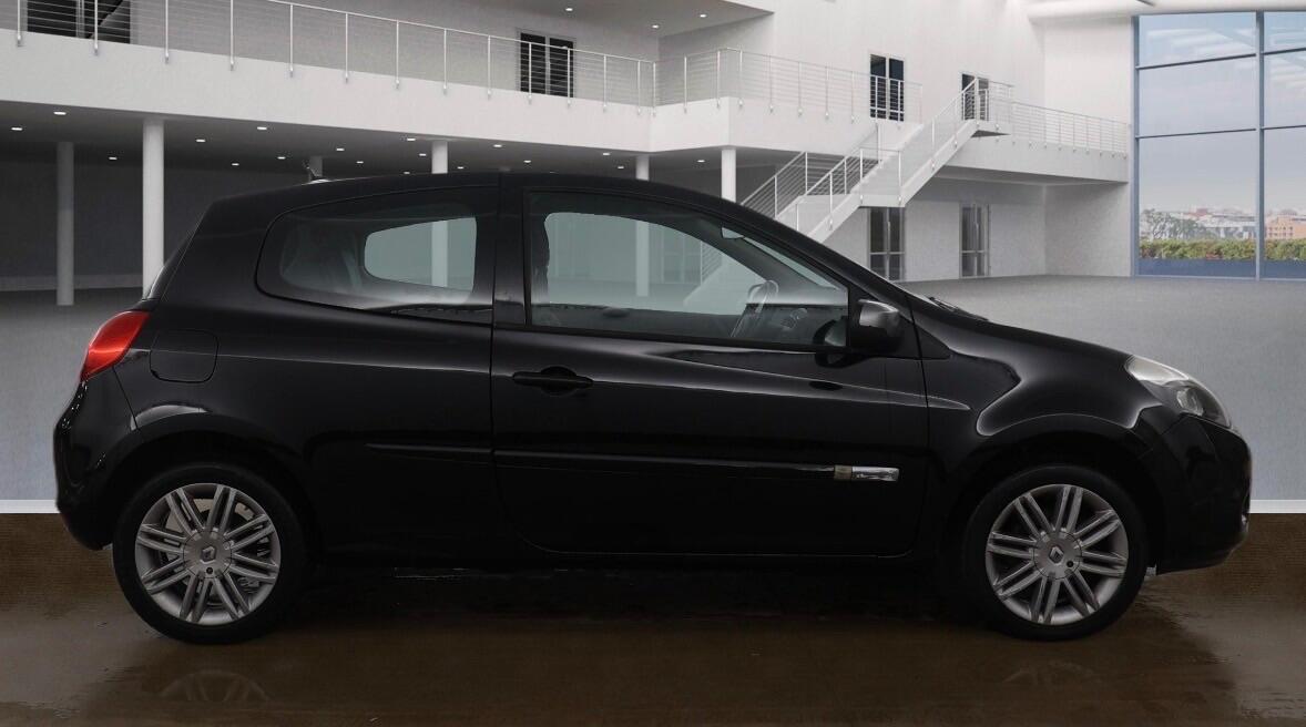 Used Renault Clio 2012 for sale - 77424952: Photo 6