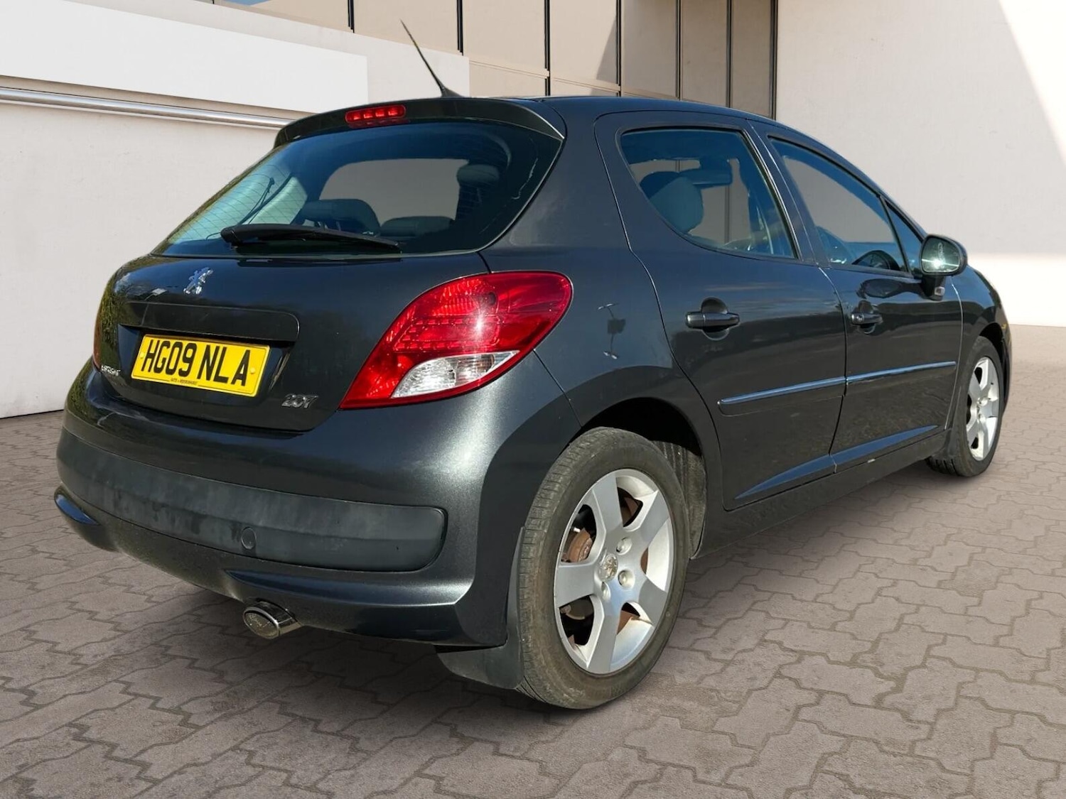 Used Peugeot 207 2009 for sale - 76423033: Photo 8