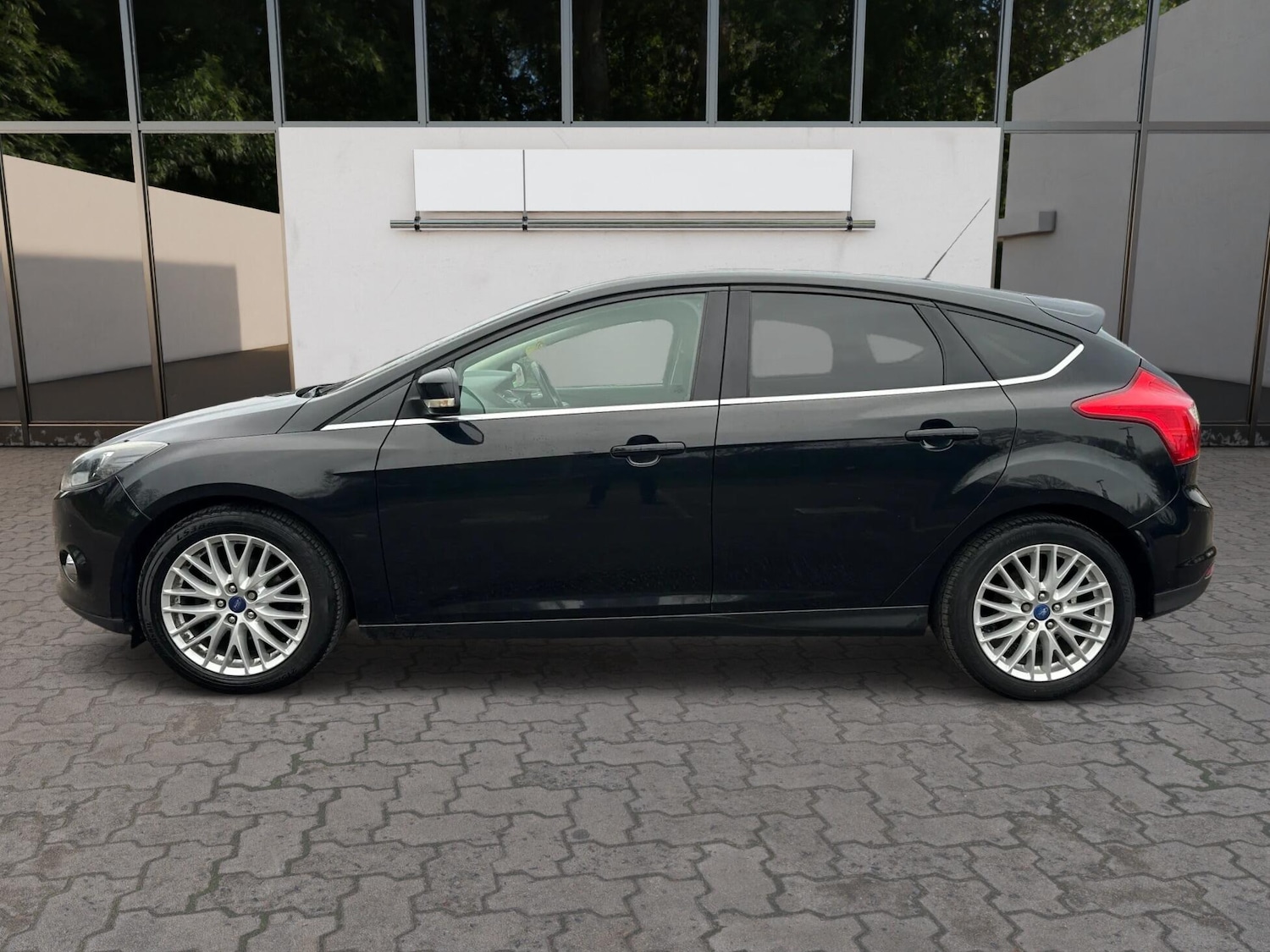 Used Ford Focus 2014 for sale - 77097541: Photo 4