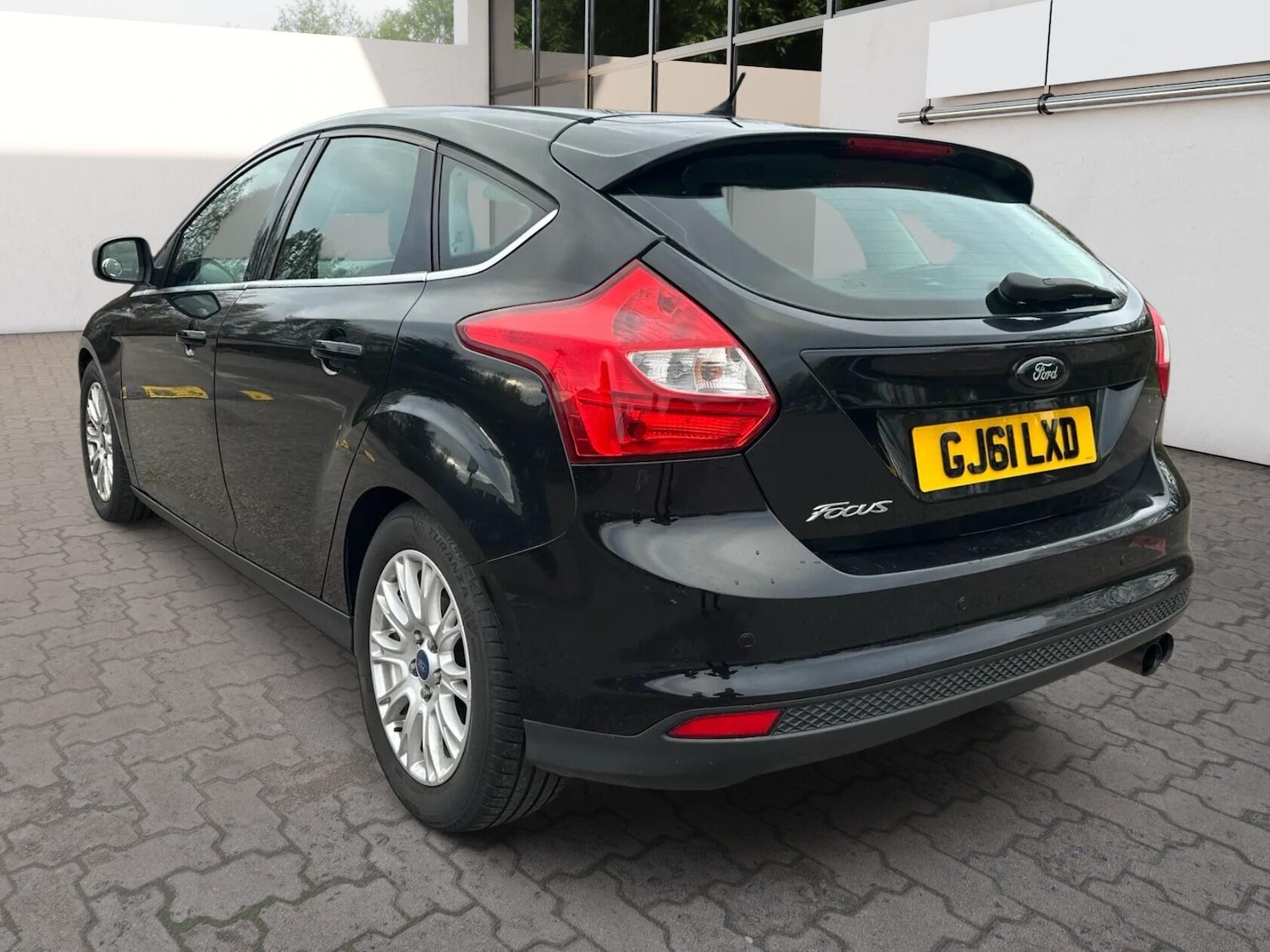 Used Ford Focus 2011 for sale - 76645896: Photo 5