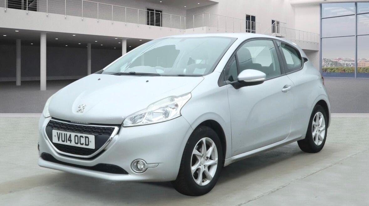 Used Peugeot 208 for sale - 77853181: Photo 3