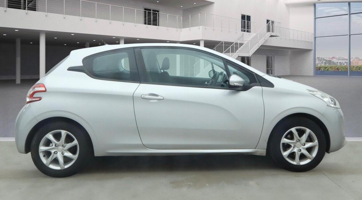 Used Peugeot 208 for sale - 77853181: Photo 7