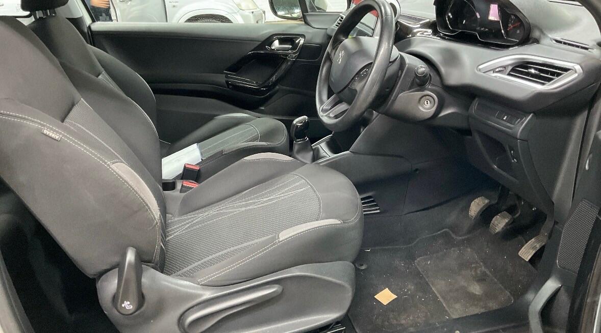 Used Peugeot 208 for sale - 77853181: Photo 8
