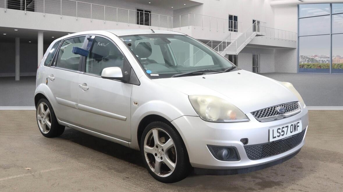 Used Ford Fiesta for sale - 76440424: Photo 1