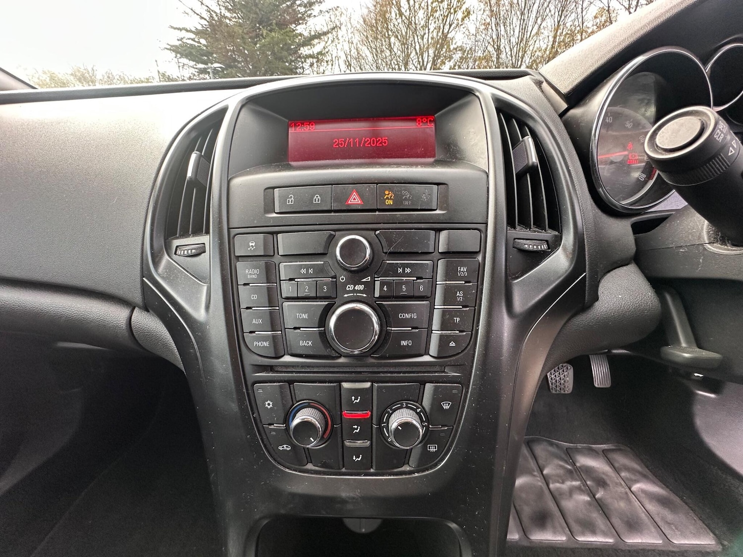 Used Vauxhall Astra 2010 for sale - 76688814: Photo 13