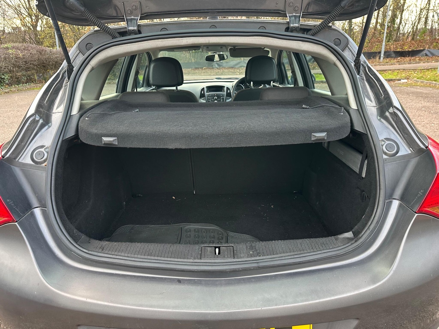 Used Vauxhall Astra 2010 for sale - 76688814: Photo 14