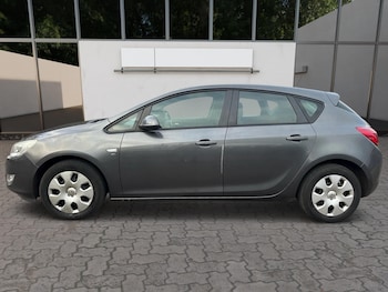 Used Vauxhall Astra 2010 for sale - 76688814: Photo