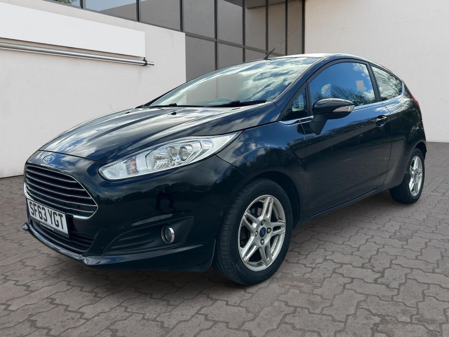 Used Ford Fiesta 2013 for sale - 76370142: Photo 3