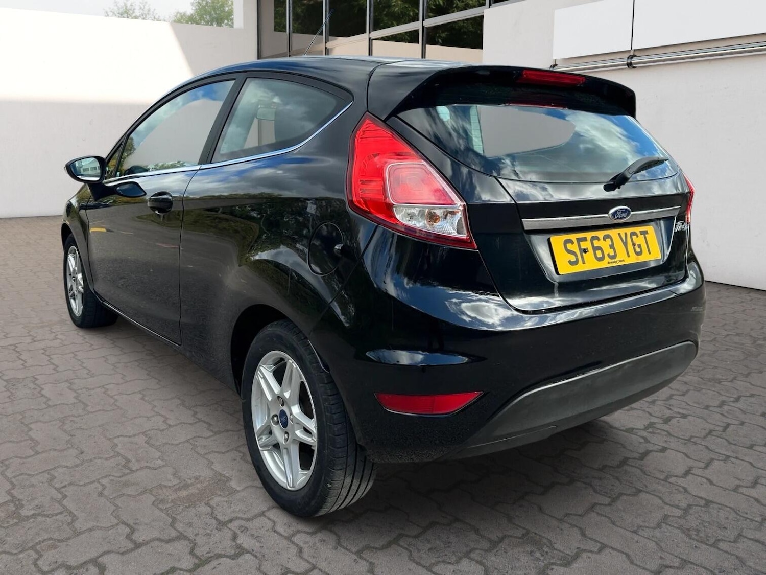 Used Ford Fiesta 2013 for sale - 76370142: Photo 4