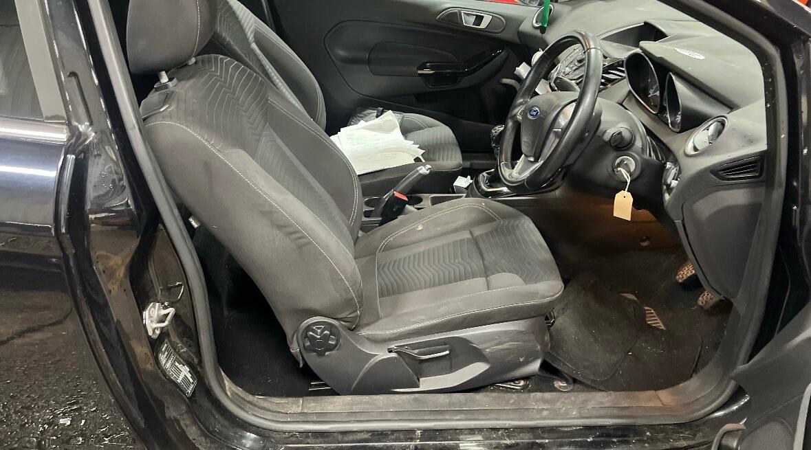 Used Ford Fiesta 2013 for sale - 76370142: Photo 9