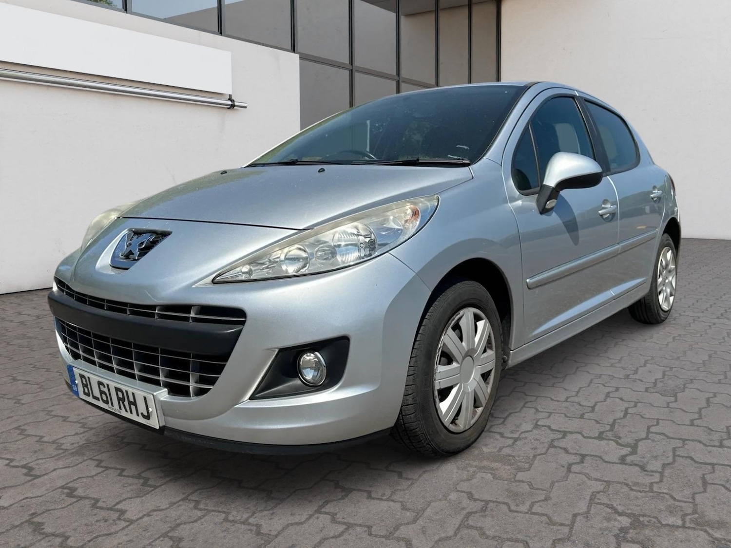 Used Peugeot 207 2012 for sale - 76370481: Photo 3