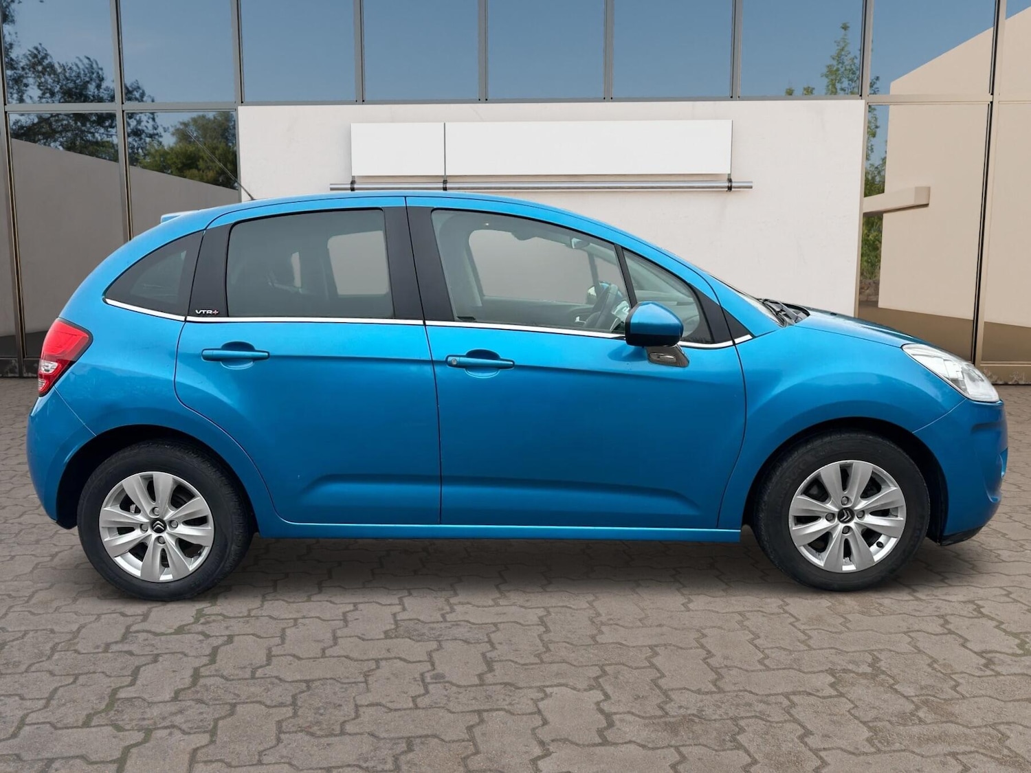 Used Citroen C3 2011 for sale - 77098145: Photo 8