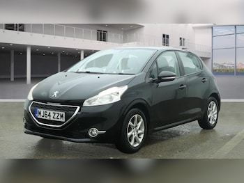 Used Peugeot 208 2014 for sale - 77478952: Photo