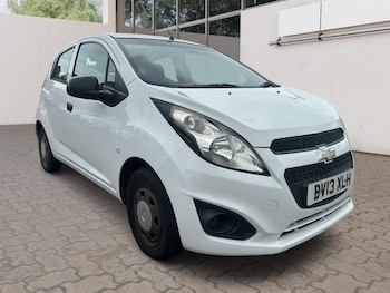 2013 (13) - 1.0i LS 5dr