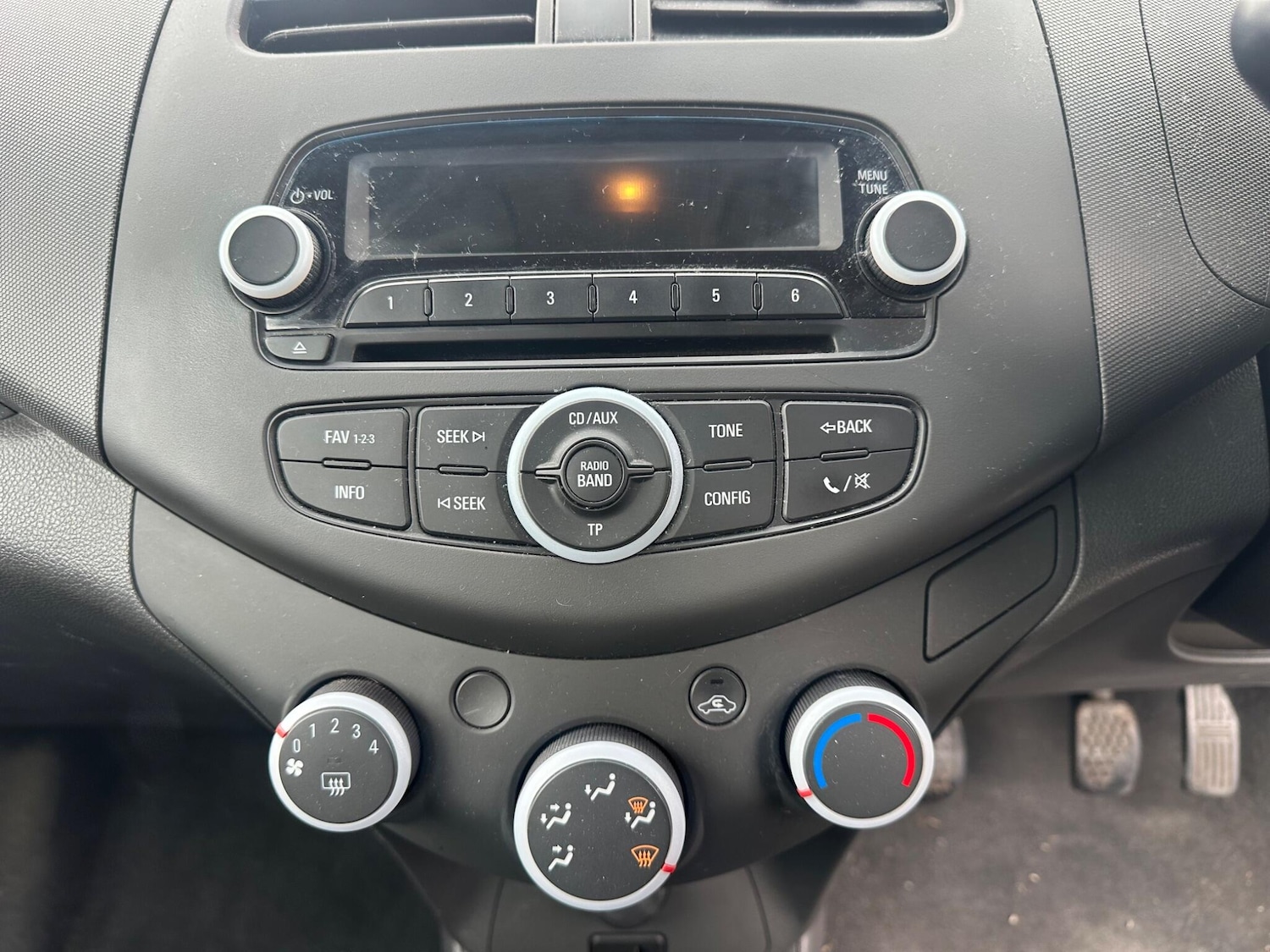 Used Chevrolet Spark 2013 for sale - 76370543: Photo 9