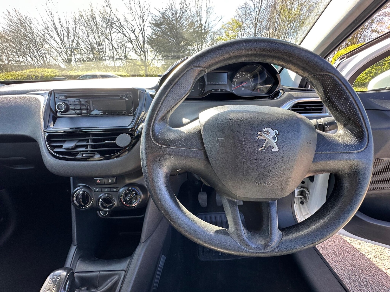 Used Peugeot 208 2013 for sale - 78035084: Photo 11