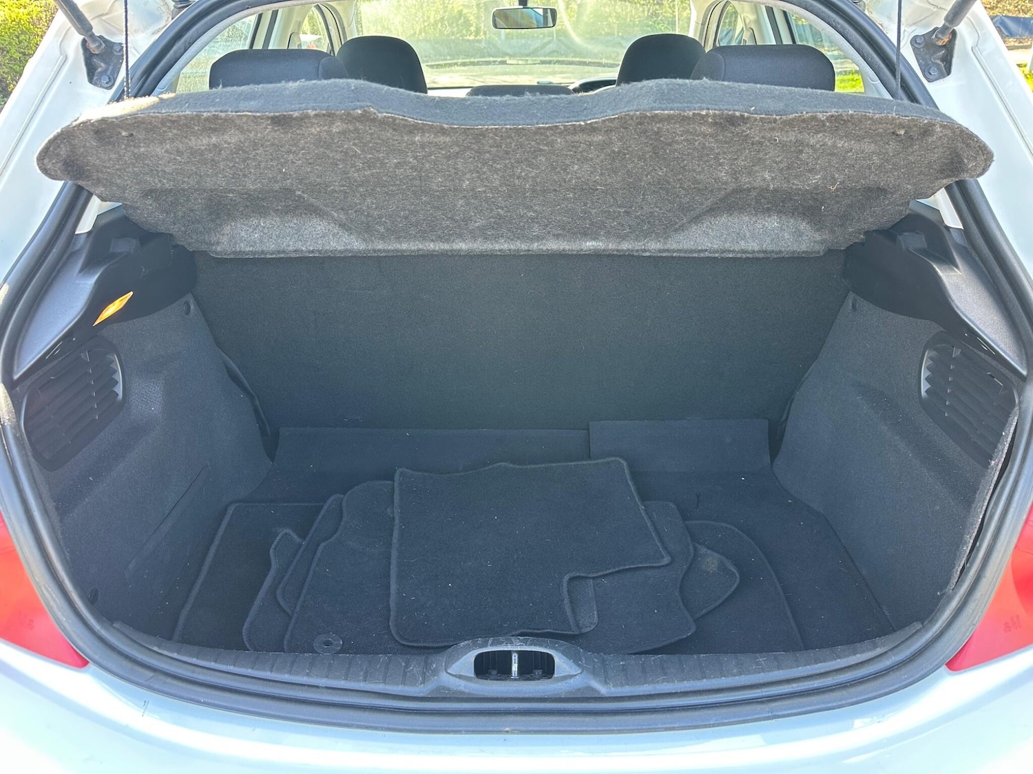 Used Peugeot 208 2013 for sale - 78035084: Photo 15