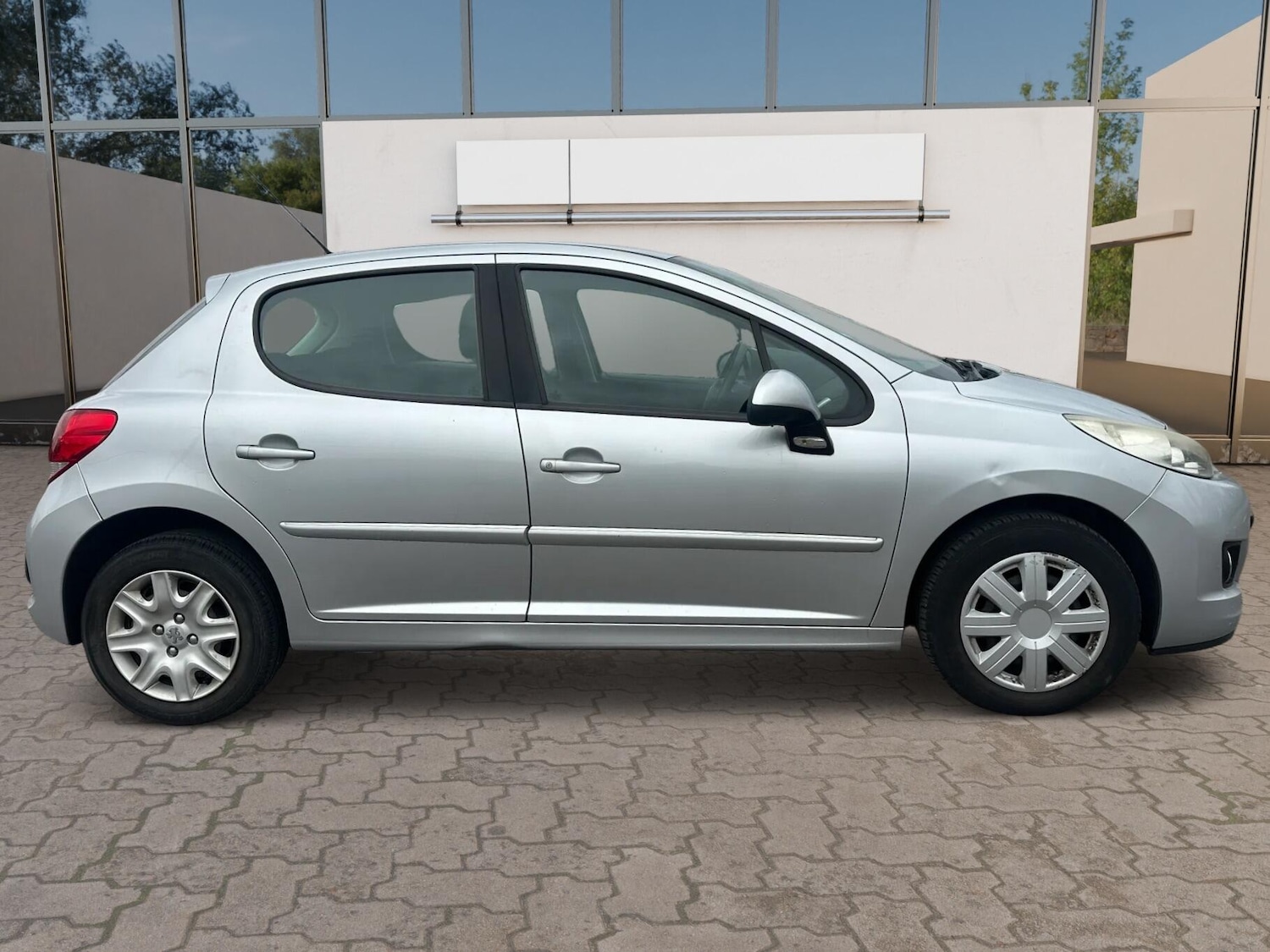 Used Peugeot 207 2012 for sale - 77647163: Photo 8