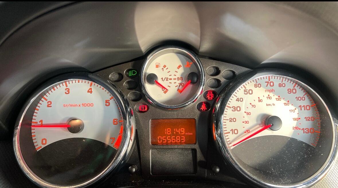 Used Peugeot 207 2012 for sale - 76823843: Photo 11