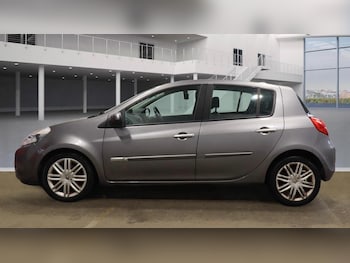 Used Renault Clio 2010 for sale - 76441249: Photo