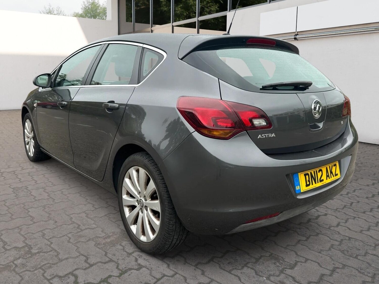 Used Vauxhall Astra 2012 for sale - 76371286: Photo 4