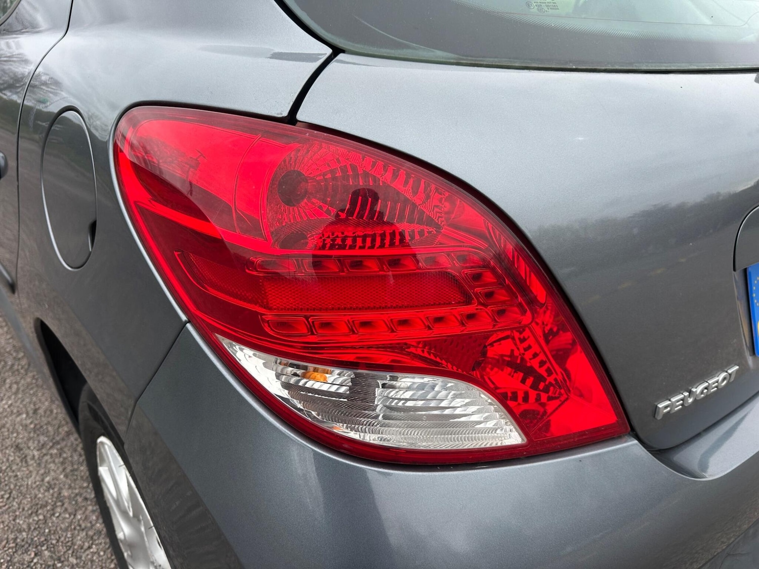 Used Peugeot 207 2010 for sale - 78058451: Photo 15