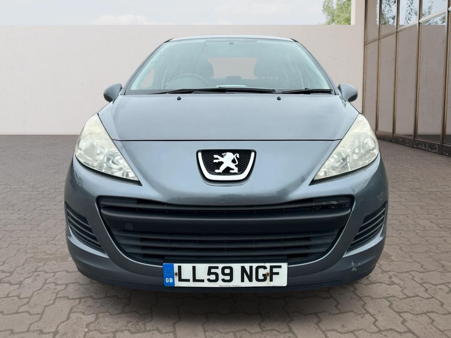 Used Peugeot 207 2010 for sale - 78058451: Photo 2