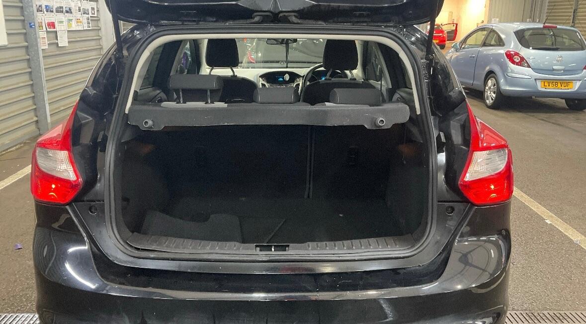 Used Ford Focus 2014 for sale - 77021090: Photo 10