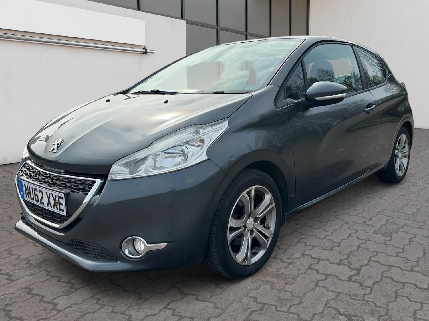 Used Peugeot 208 2012 for sale - 77977726: Photo 3