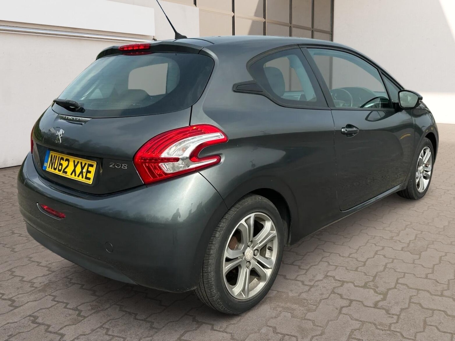 Used Peugeot 208 2012 for sale - 77977726: Photo 7